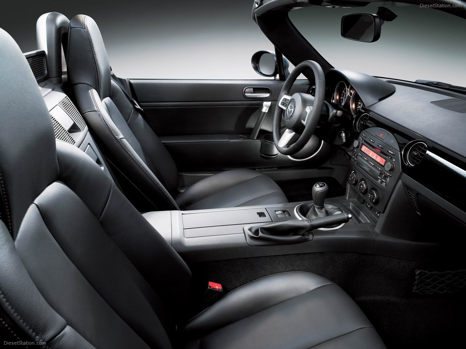 Mazda MX5 (2006)
